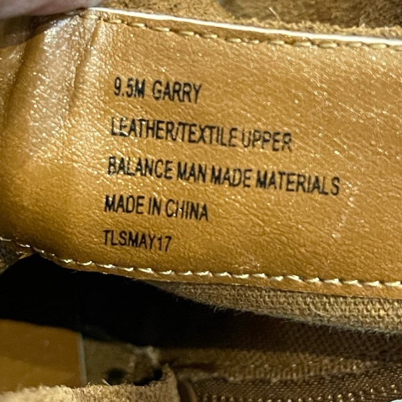 KENSIE GARRY SUEDE ANKLE BOOTIE BROWN SZ 9.5 - Picture 8 of 8